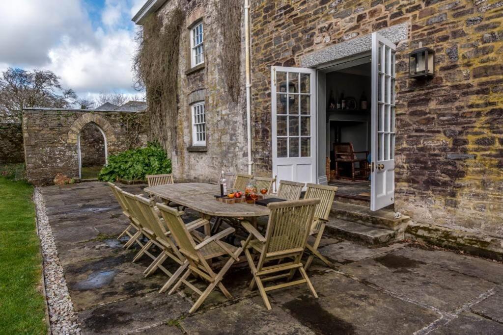 The Manor House At Boconnion Villa Bodmin Exterior photo